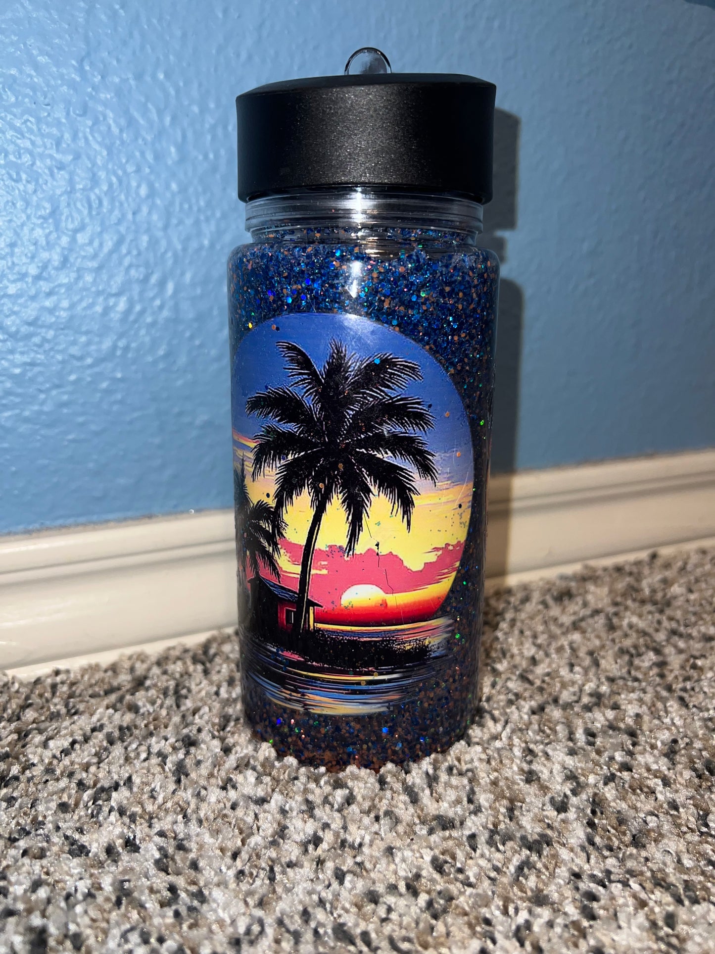 Pre-made 10 oz. kids snowglobe cup